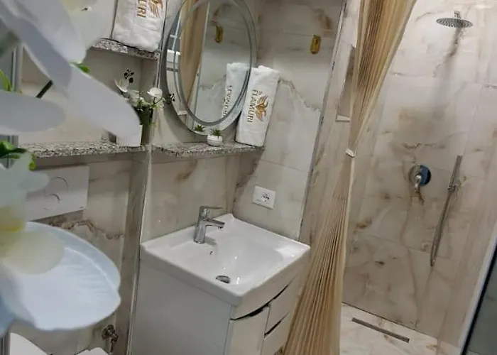 Appartement Te Flamuri *